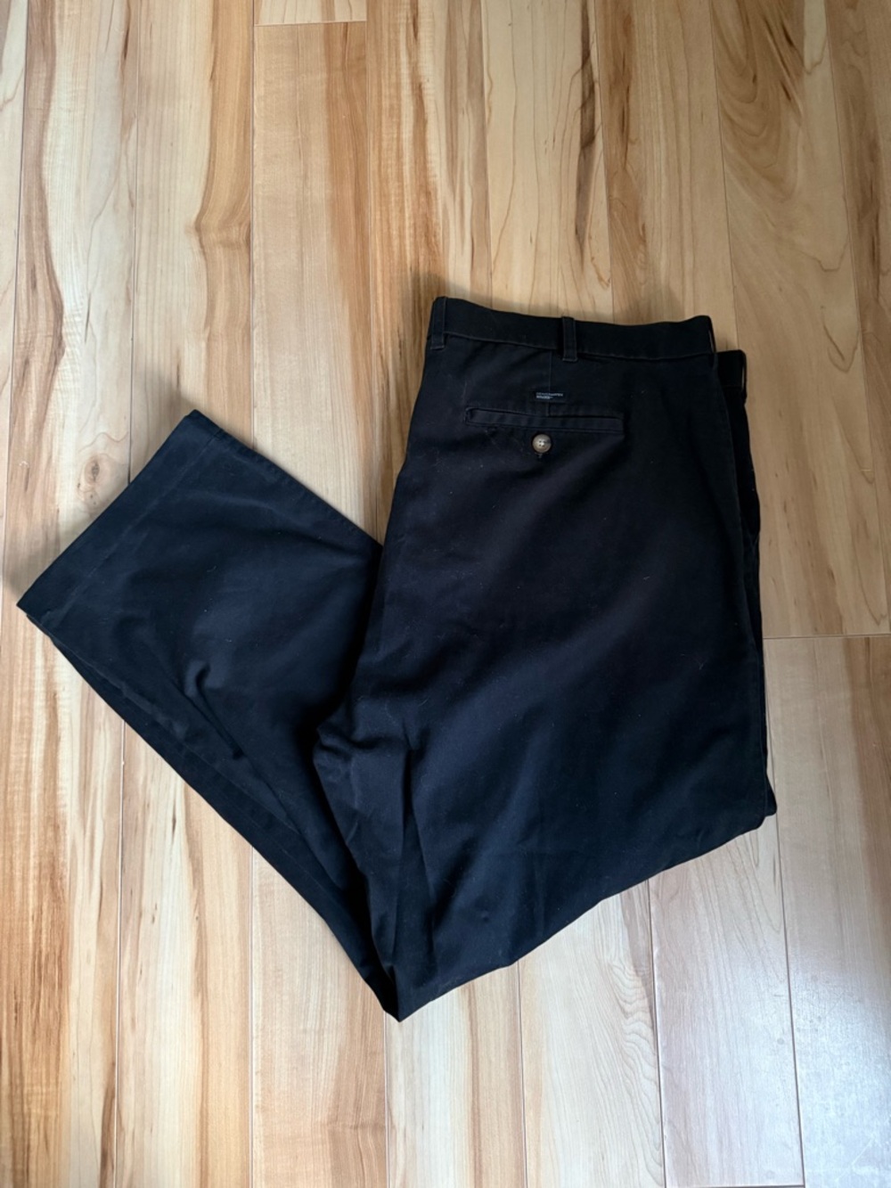 DENVER HAYES | classic khakis, size 44/30